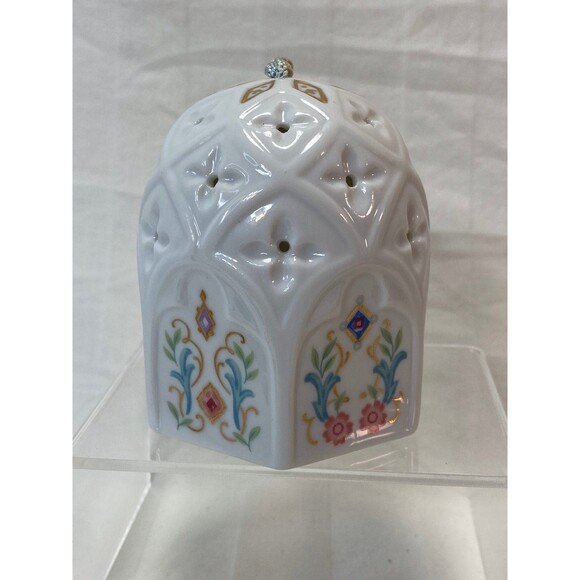 Prestige Place Venetian Collection Porcelain Hanging Potpourri Scent Holder - Picture 3 of 9